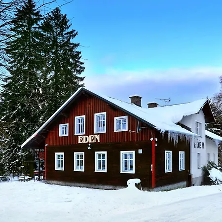 Eden Σαλέ Harrachov